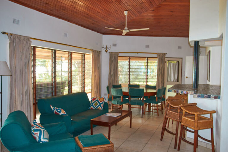 Chole Cottage lounge
